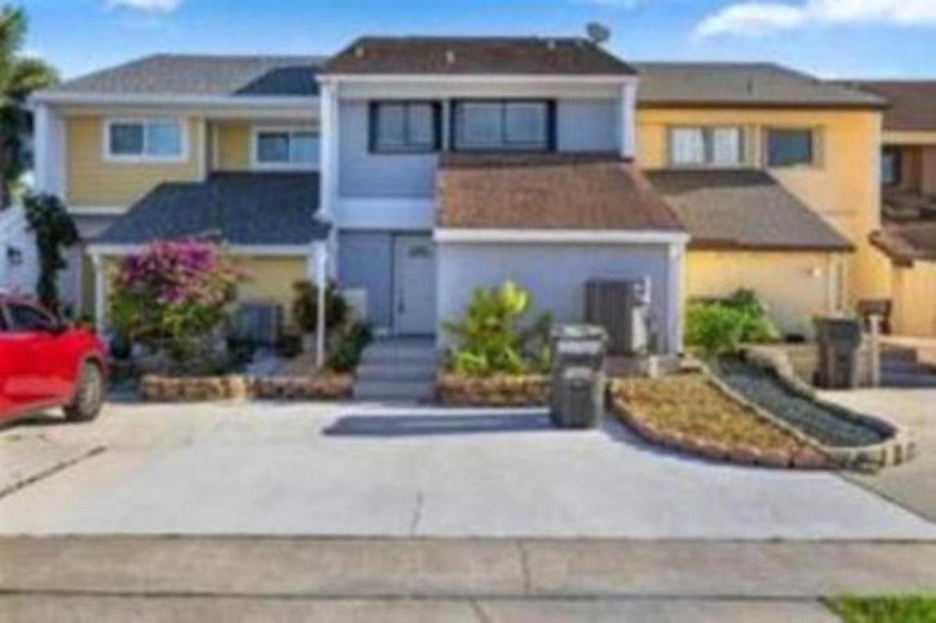 Updated Townhouse * Wellington