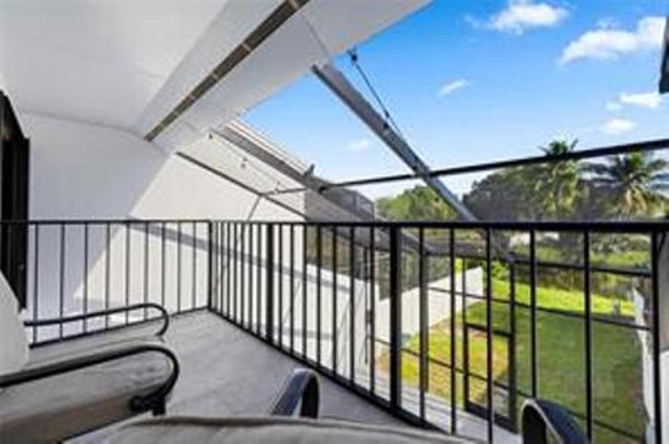 Updated Townhouse Wellington